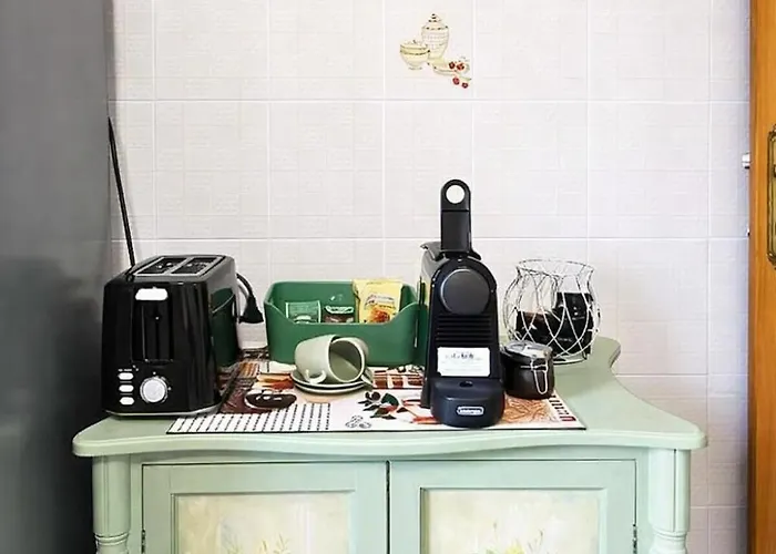 Holiday home Marina E Lucio Bright San Paolo Metro Near Colosseum 4 Guests Rome