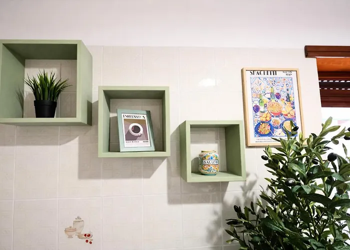 Marina E Lucio Bright San Paolo Metro Near Colosseum 4 Guests Holiday home *